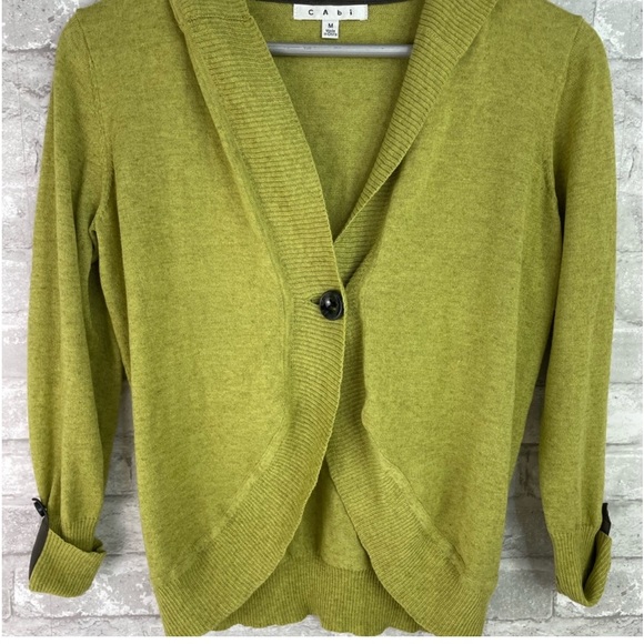 CAbi 282 Cardigan - Picture 1 of 5